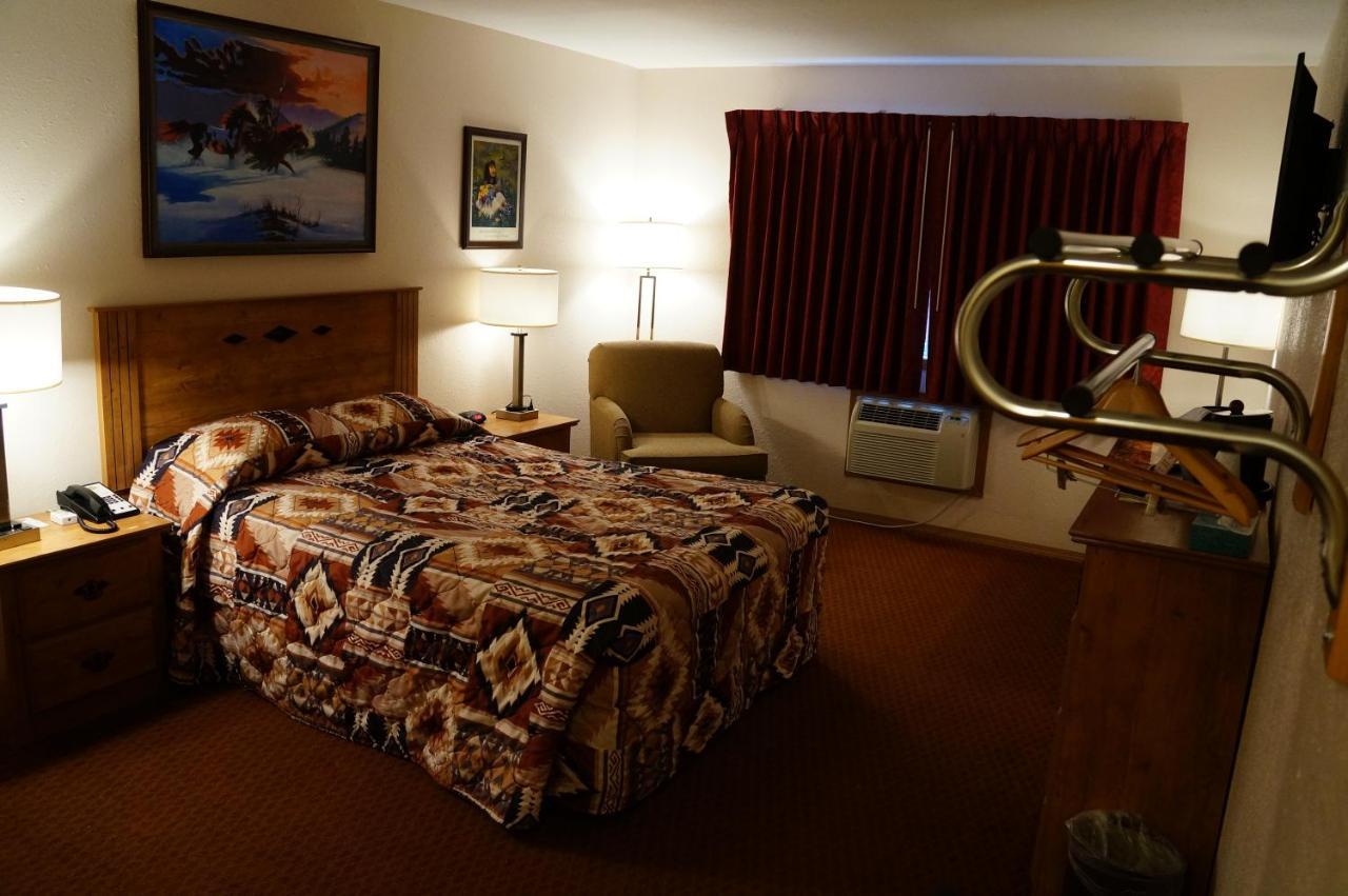Fort Randall Casino & Hotel Pickstown Exteriör bild